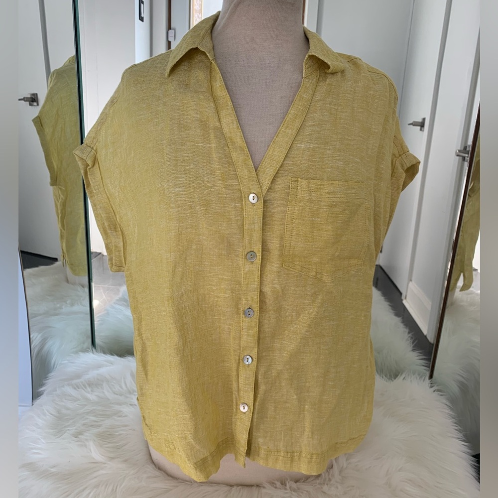 C&C California 100% Linen Yellow Short Sleeve Button Down Shirt size S